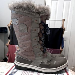 SOREL Tofino II waterproof boots size 7.5